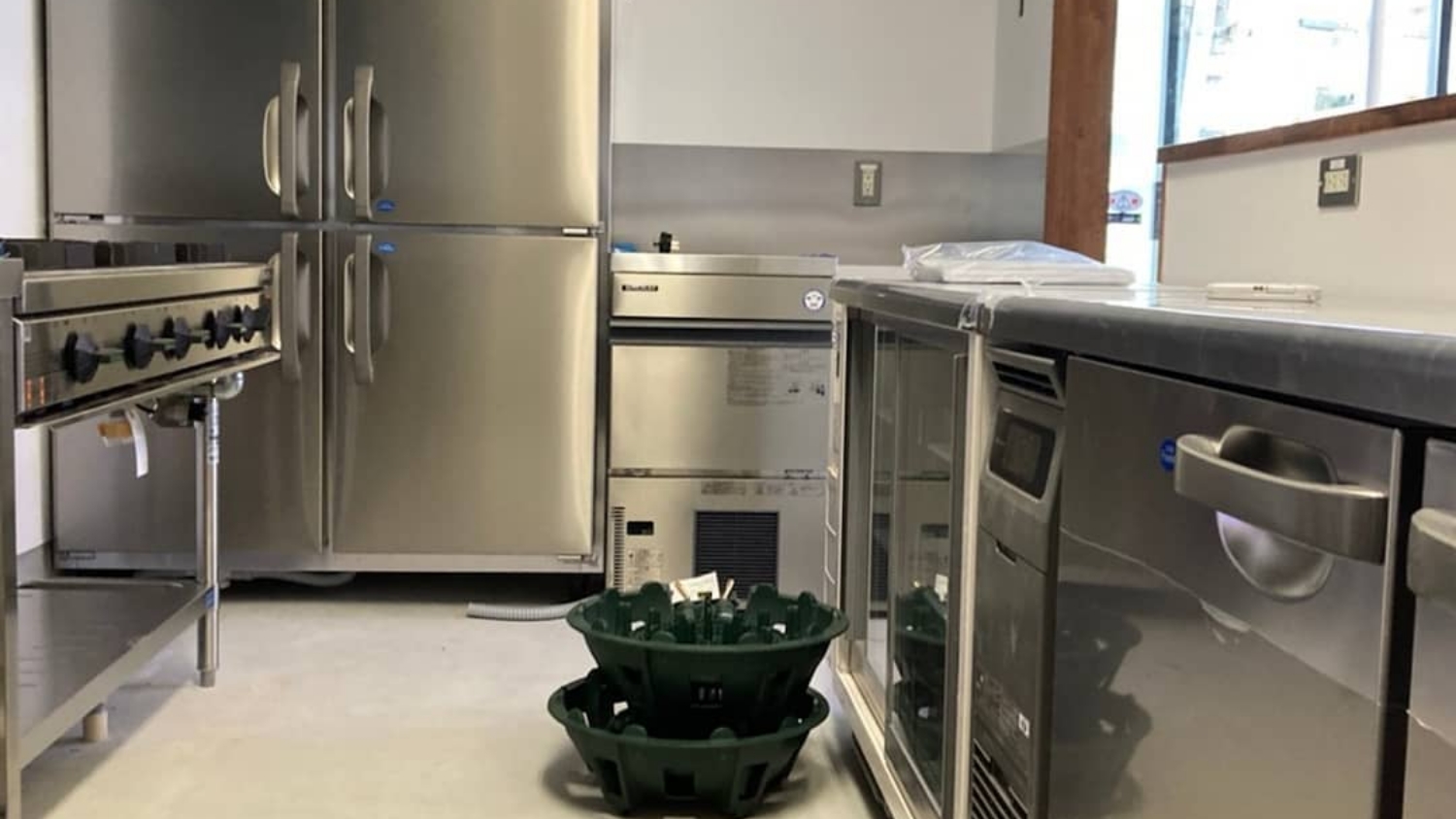 スープカレー店の新店舗オープンに厨房機器の導入